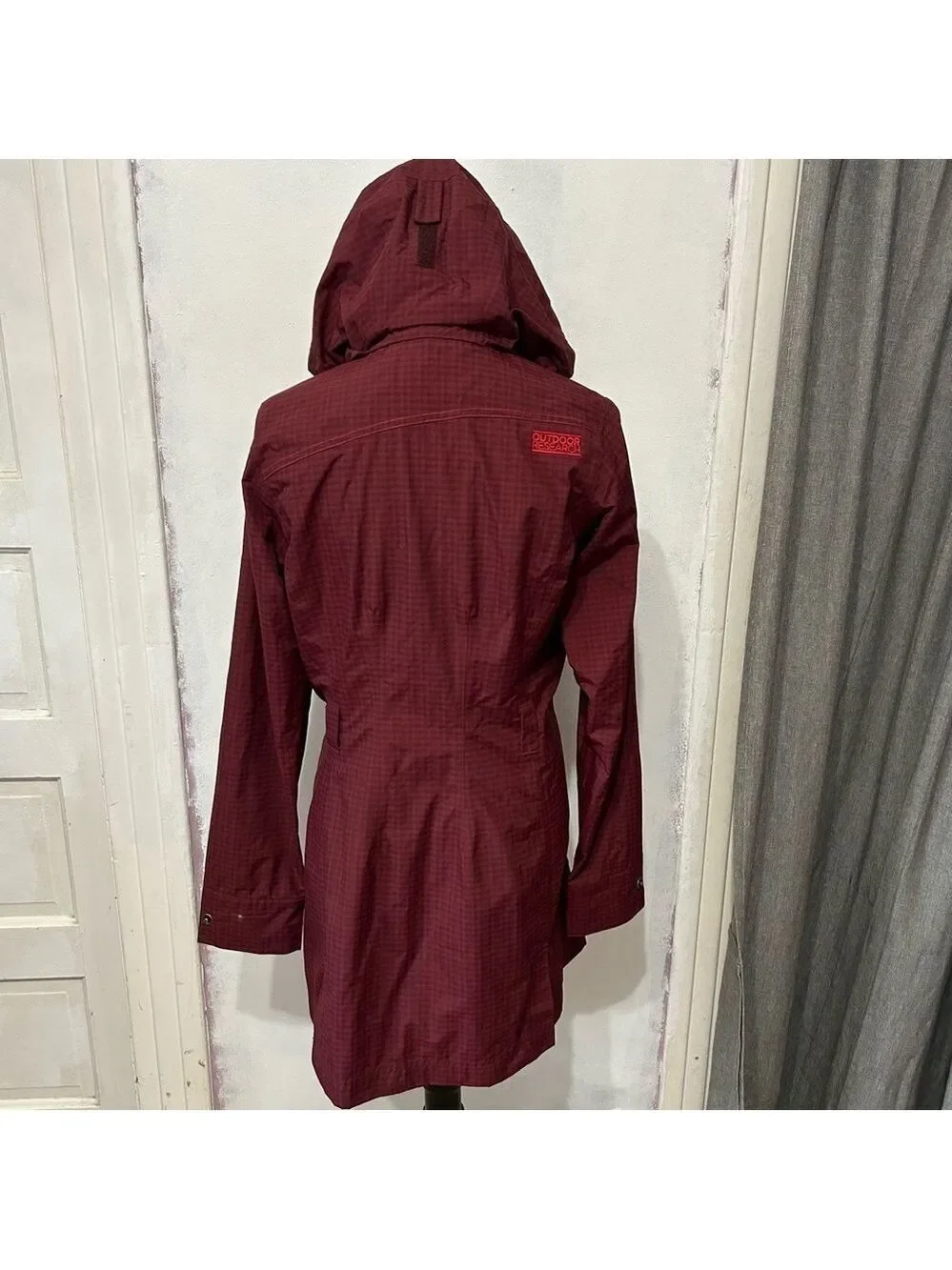 Outdoor Research Women’s Trench Raincoat Hood Pockets Nylon SML Burgundy No Belt